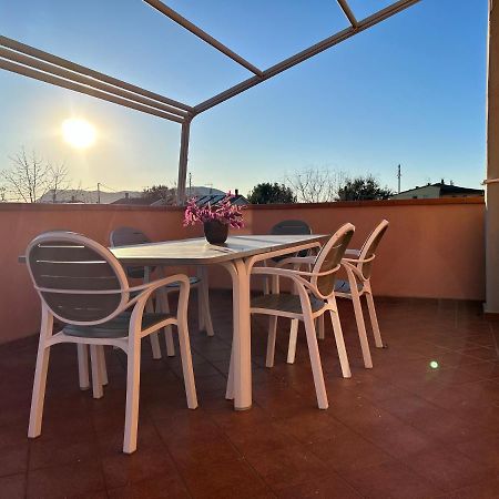 Апартаменты Albi'S House,Terrazza ,Wi-Fi, Parcheggio, Ac Лукка Экстерьер фото