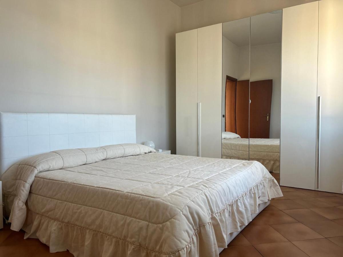 Апартаменты Albi'S House,Terrazza ,Wi-Fi, Parcheggio, Ac Лукка Экстерьер фото