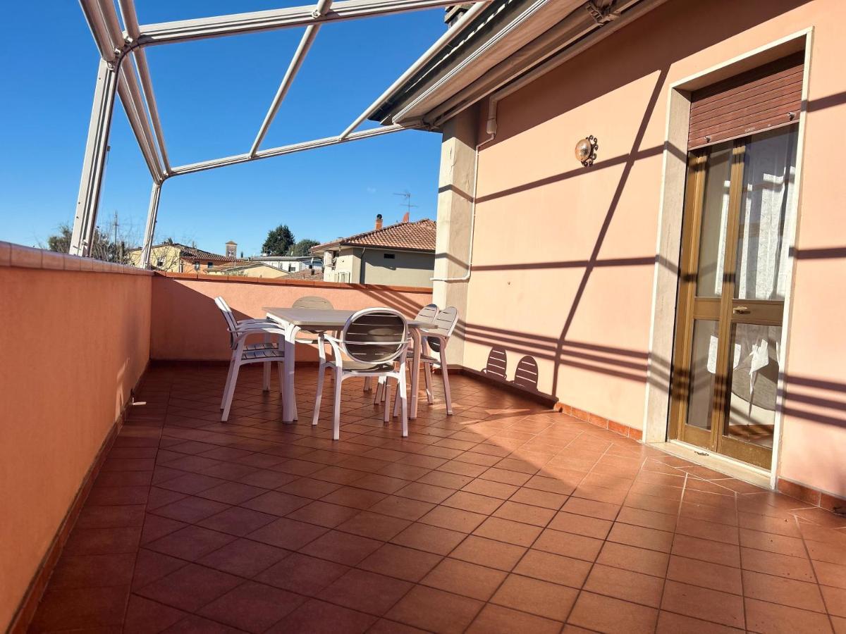 Апартаменты Albi'S House,Terrazza ,Wi-Fi, Parcheggio, Ac Лукка Экстерьер фото